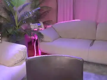 Chaturbate Best live sex cam show of nikkisilk
