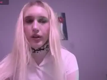 Chaturbate Free Porn Cam of sweetcrystalll