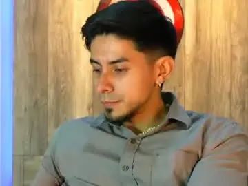 Chaturbate Free Live Porn of andrew_elliot