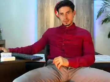 Chaturbate Free Live Porn of andrew_elliot