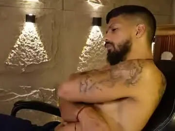 Chaturbate Best live sex cam show of dann_saenz