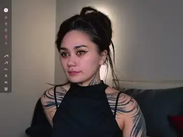 Chaturbate Live Sex of karenhotflirt