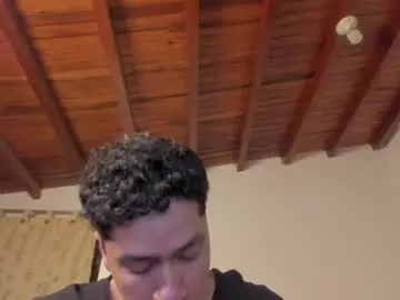 Chaturbate Live Sex Cam of masterjuanc