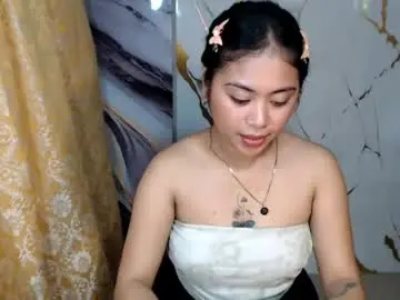 Chaturbate Live Sex Cam of pinay_shinexxx