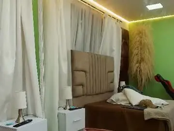 Chaturbate Live Sex Cam of ruslan_marcel