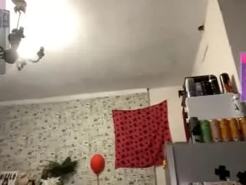 Chaturbate Live Sex Cam of spacekittyred
