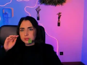 Chaturbate Watch Live Sex Cams of ariabloomm