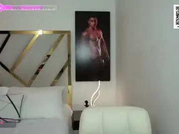 Chaturbate Nude Webcam of devin_hunter