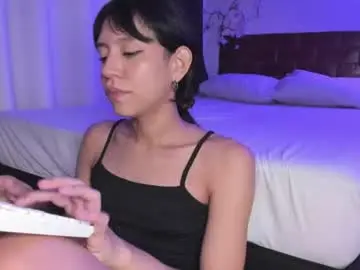 Chaturbate Live Sex Cam of emmaclark_1