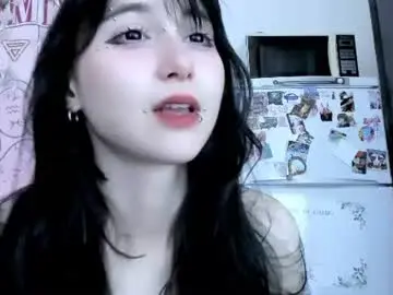Chaturbate Live Sex Cam of holy420loly