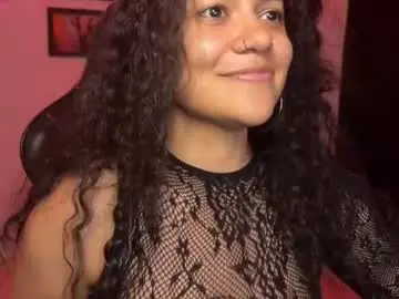 Chaturbate Watch Live Sex Cams of saharaxoxo