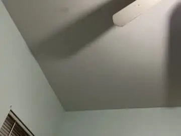 Chaturbate Live Sex Cam of stonerlife042