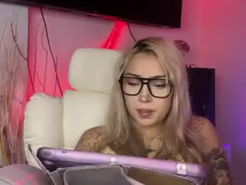 Chaturbate Adult Webcam of sweeetbabyy22