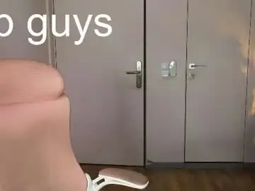 Chaturbate Best live sex cam show of whiteskyy_