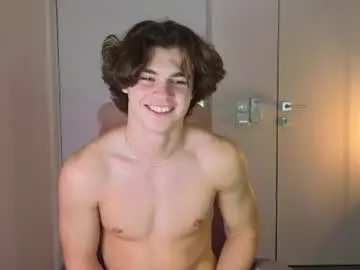 Chaturbate Best live sex cam show of whiteskyy_