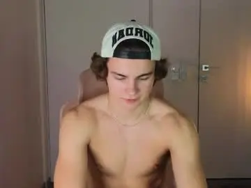 Chaturbate Free Porn Cam of whiteskyy_