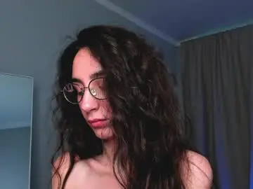 Chaturbate Nude Webcam of smart_eliz