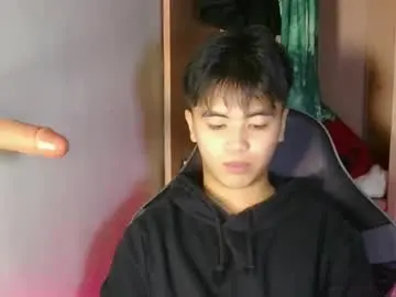 Chaturbate Live Porn of asiancarl_bigcock
