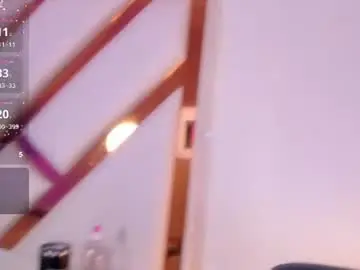 Chaturbate Live Sex Cam of mariana_smiith