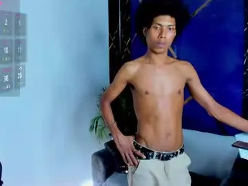 Chaturbate Live Sex Cam of sky_walkerss
