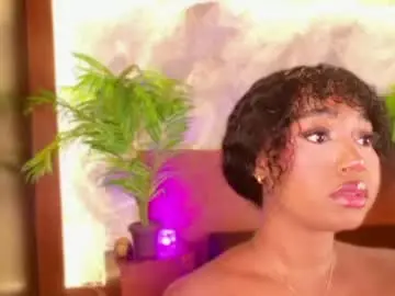 Chaturbate Free Porn Cam of alisoon_moon
