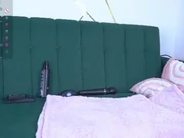 Chaturbate Live Sex Cam of b3llaspring