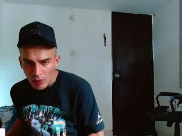 Chaturbate Watch Live Sex Cams of bray_hotboy