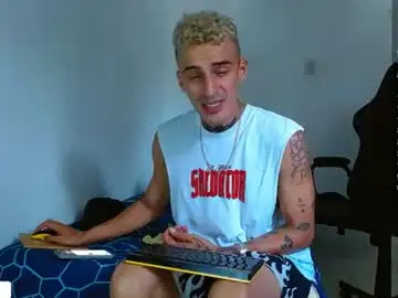 Chaturbate Watch Live Sex Cams of bray_hotboy