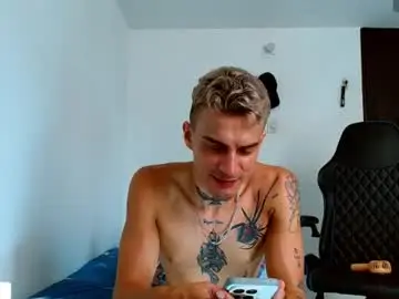 Chaturbate Sex Cam of bray_hotboy