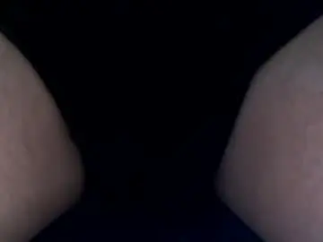 Chaturbate Live Sex Cam of dveinz