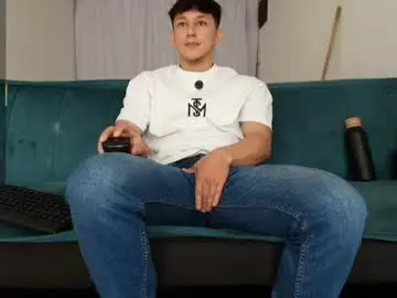 Chaturbate Live Sex Cam of jacques_cardiet