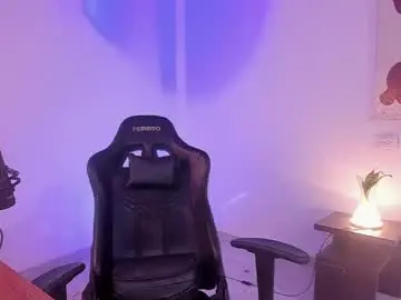 Chaturbate Free Porn Cam of saenz_hotx