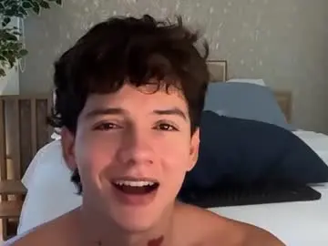 Chaturbate Free Porn Cam of badboy_one