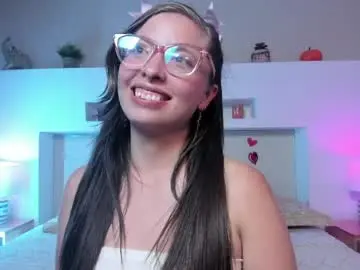 Chaturbate Free Porn Cam of lenna_phillips
