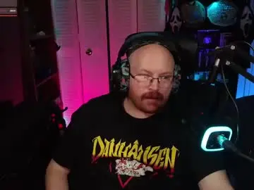 Chaturbate Live Sex Cam of therealbumbles