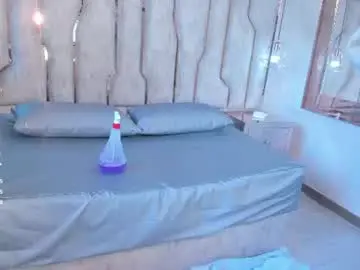 Chaturbate Live Sex Cam of ariana_grande233