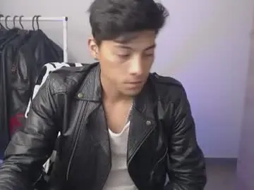 Chaturbate Watch Live Sex Cams of chomelo6