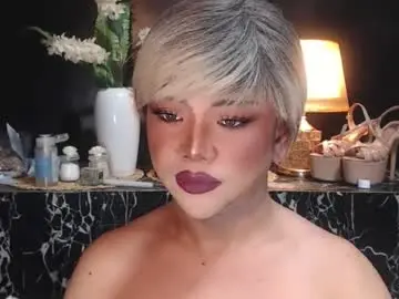 Chaturbate Sex Cam of hugecockchristine