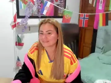 Chaturbate Nude Webcam of julieta_star69