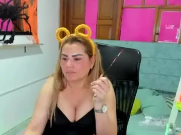 Chaturbate Sex Chat of julieta_star69
