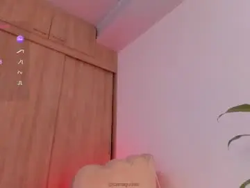 Chaturbate Sex Cam of carolinna_