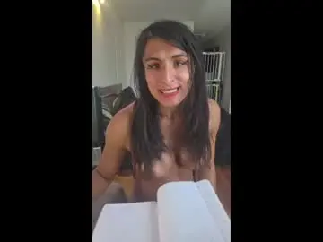 Chaturbate Live Sex of divina_jewels