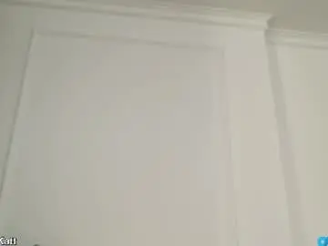 Chaturbate Live Sex Cam of liloukatt