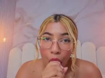 Chaturbate Adult Webcams of evaa_honey