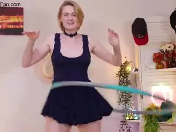 Chaturbate Live Sex Cam of island_peach