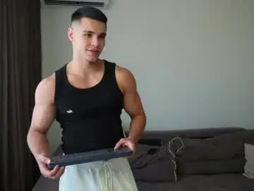 Chaturbate Best live sex cam show of kevin_geo