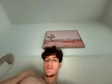 Chaturbate Live Sex Cam of noahlynx