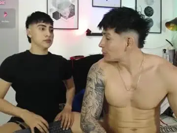 Chaturbate Free Porn Cam of thomas_and_lyan