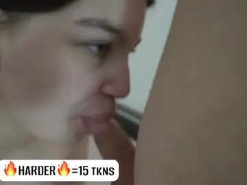 Chaturbate Live Sex Cam of best_fucks