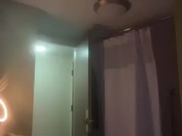 Chaturbate Nude Webcam of ethan_astrid